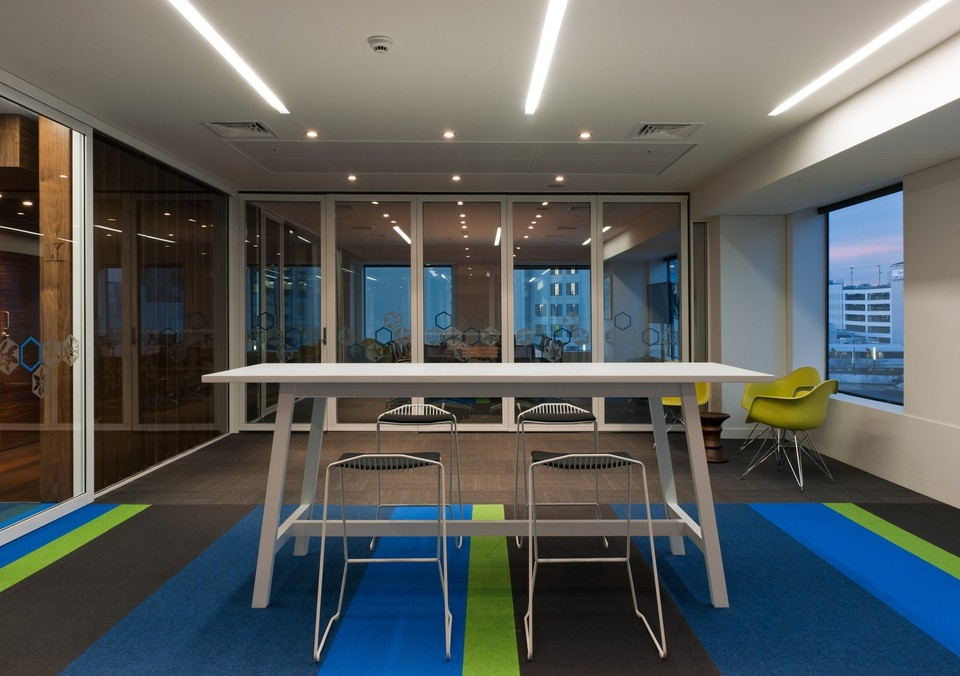 <a href=http://m.xiaoshoupa.cn/tags-670.html target=_blank class=infotextkey>辦公室空間布局</a>設計